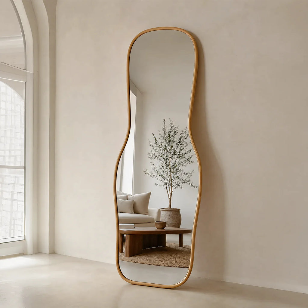 The Luna Mirror
