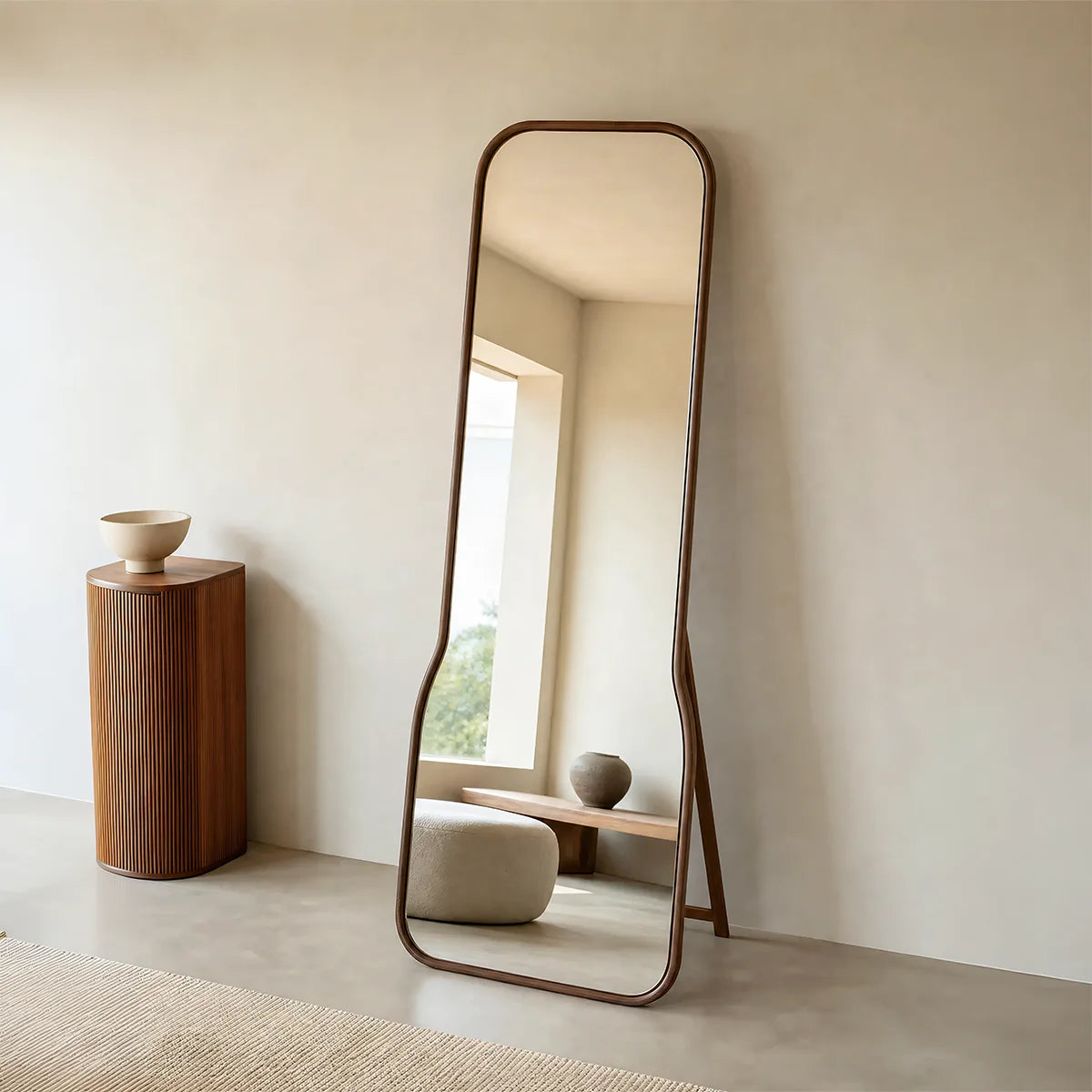 The Due Mirror