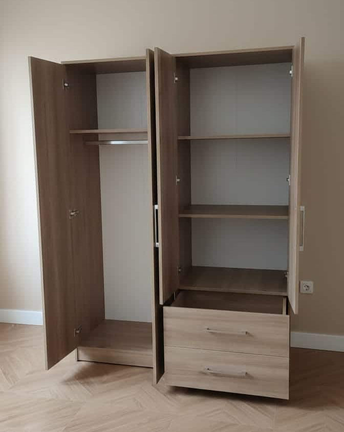 The Luxe Wardrobe